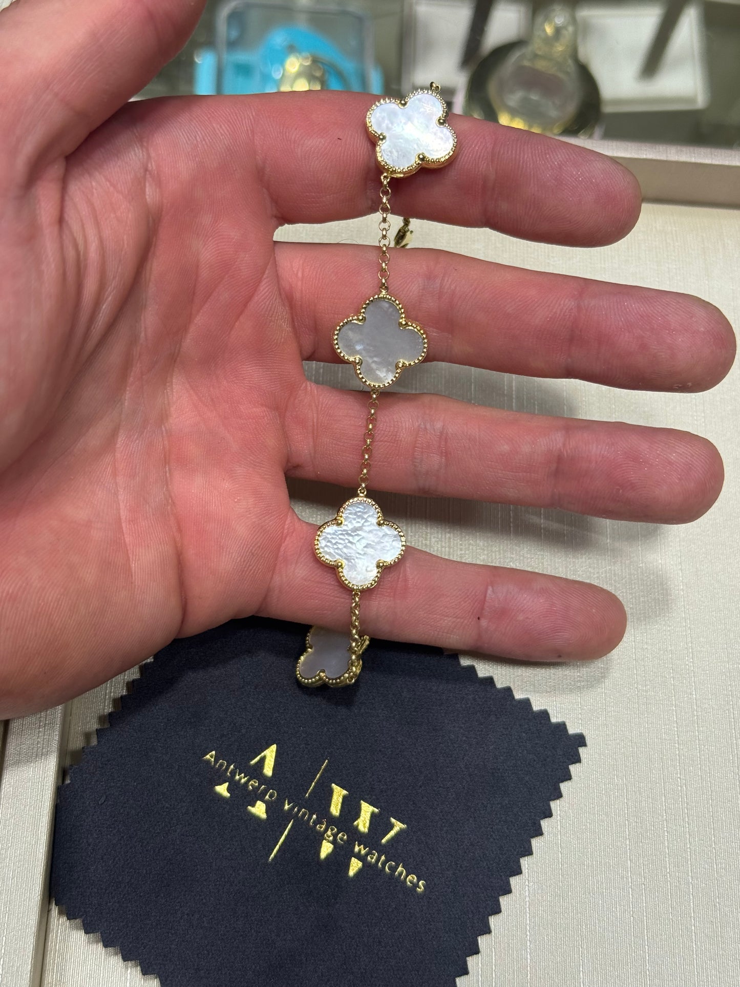 14K in alle kleuren beschikbaar